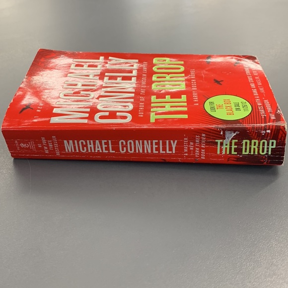 (3 for $20)The Drop by Michael Connelly - Picture 4 of 6